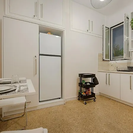 Acropolis View 4 Bedroom Flat Apartment