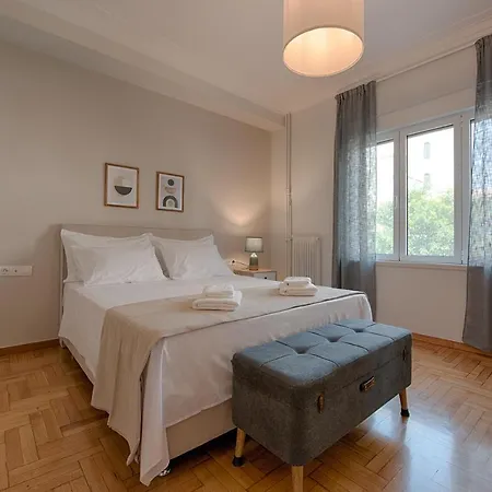 Apartment Acropolis View 4 Bedroom Flat