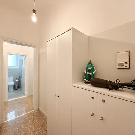 Acropolis View 4 Bedroom Flat Athens