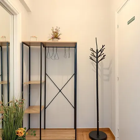 Acropolis View 4 Bedroom Flat Apartment Athens