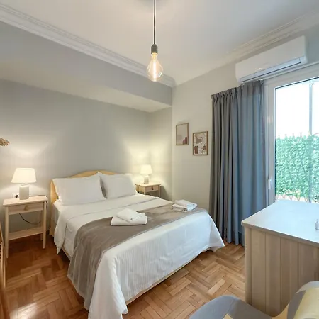 Apartment Acropolis View 4 Bedroom Flat